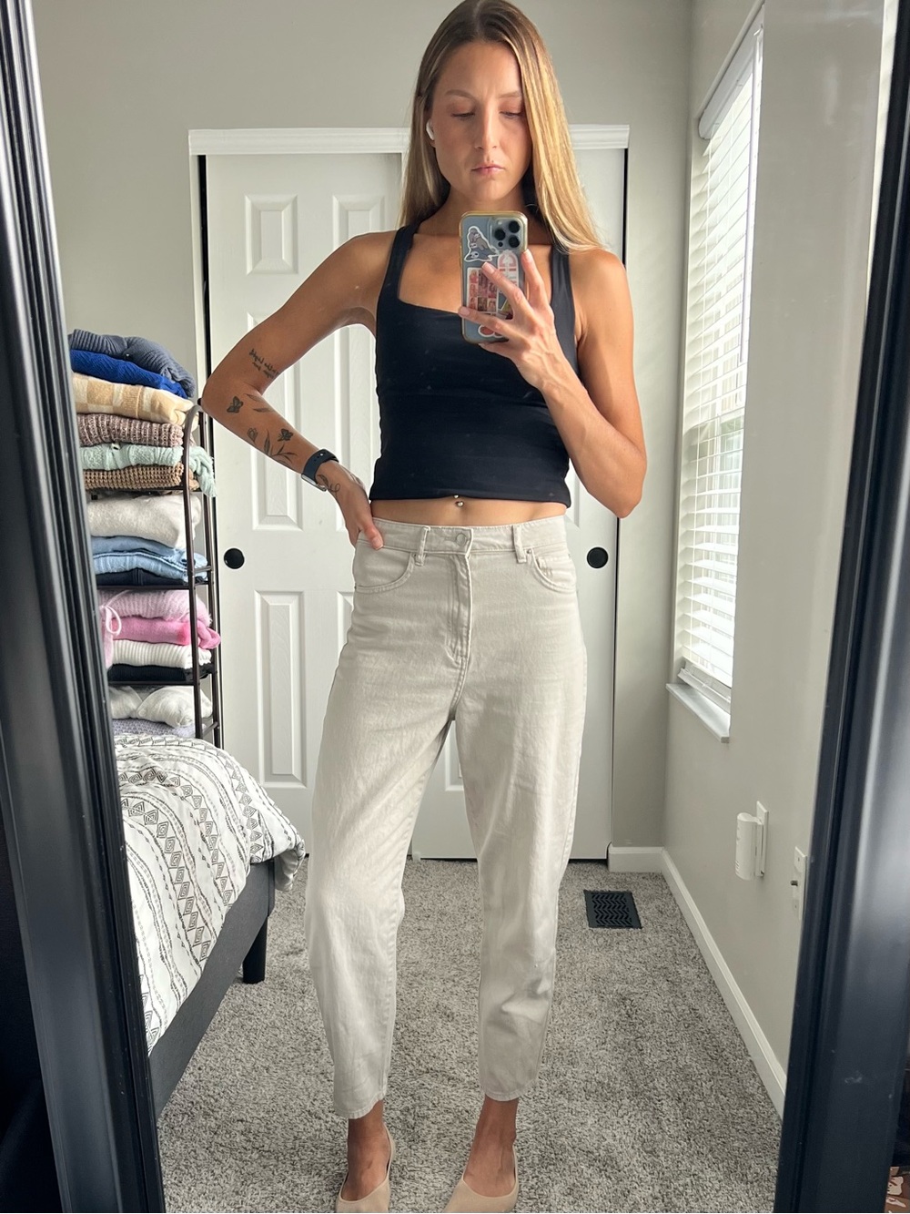 H&M Cream Barrel Jeans